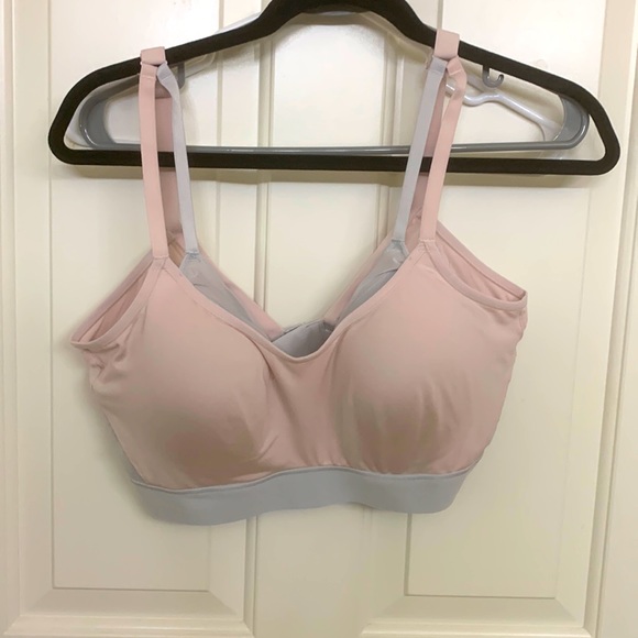 Intimates & Sleepwear Natori Gravity Sport Bra Poshmark